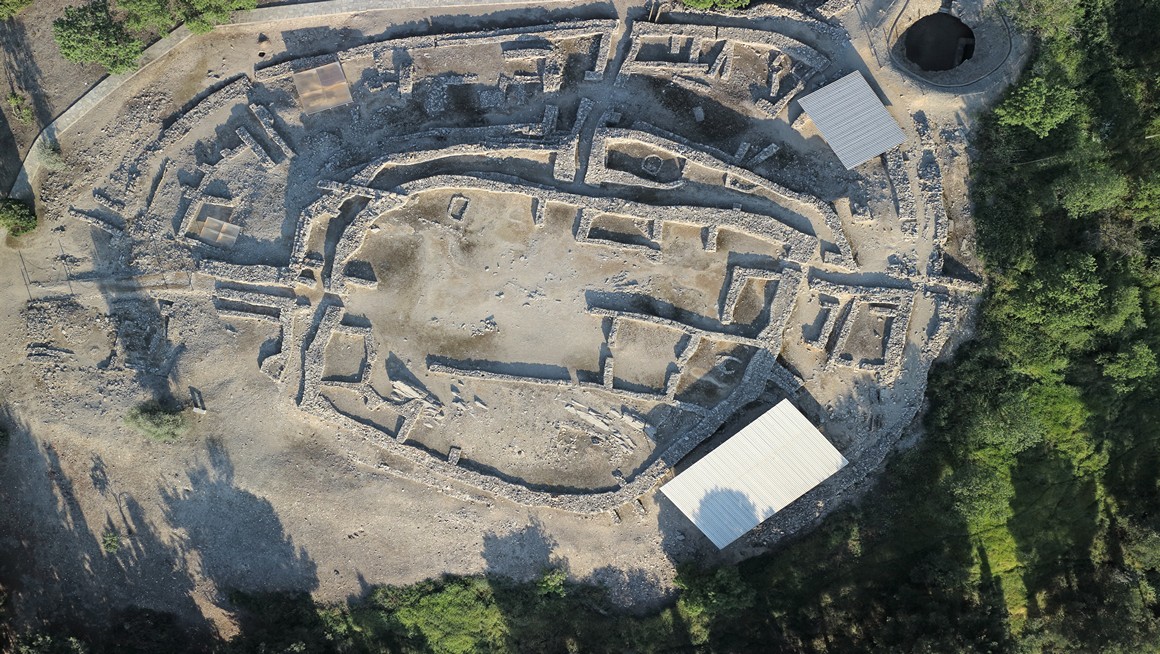 Διμήνι αρχαίος οικισμός - Dimini ancient archeological site